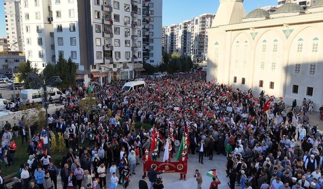 Gaziantep’te binlerce kişi Filistin’e destek yürüyüşüne katıldı