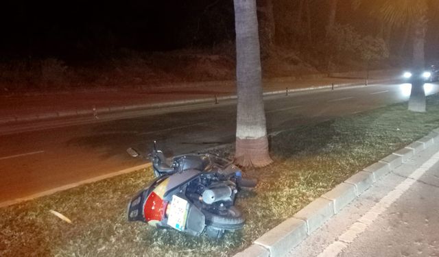 Direğe çarpan motosiklet sürücüsü hastanede öldü