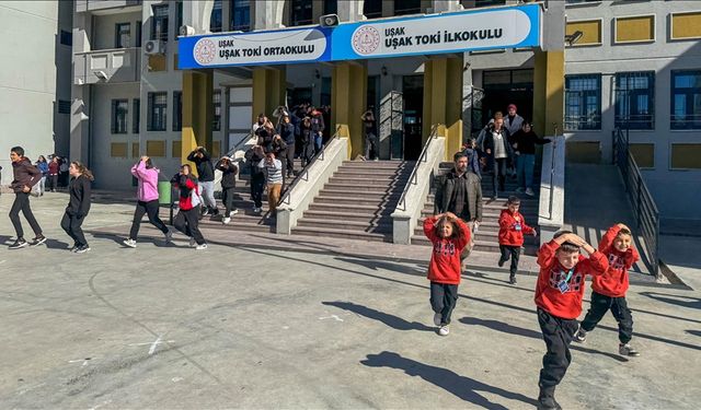 MEB'den afetlere karşı okullarda eş zamanlı tahliye tatbikatı
