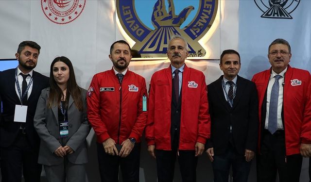 Bakan Uraloğlu: Birkaç gün sonra 5G ihalesini de yaparak, ülkemizi 2026 Nisan ayında 5G ile tanıştırmış olacağız