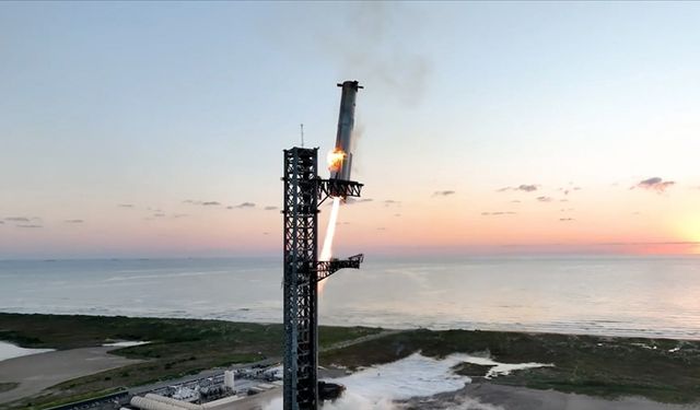 SpaceX'in Starship roketi, 11'inci test uçuşunu başarıyla tamamladı