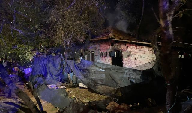 Serik'te müstakil evde çıkan yangın söndürüldü