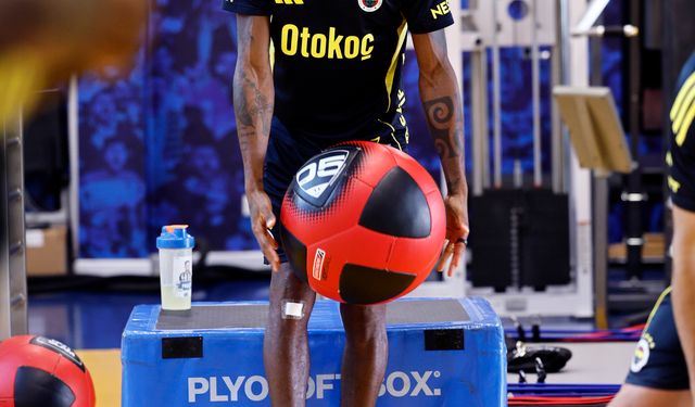 Fenerbahçe, salonda çalıştı