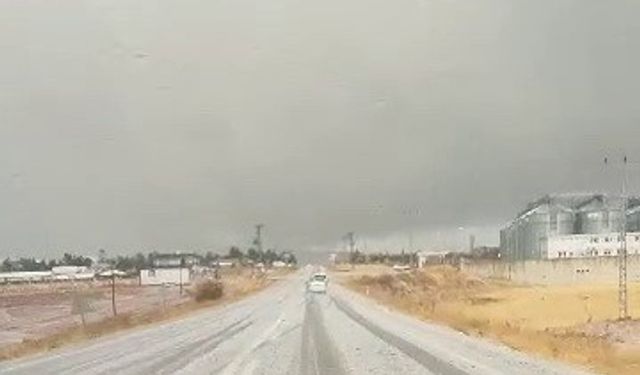 Kahta-Sincik yolunda dolu yağışı