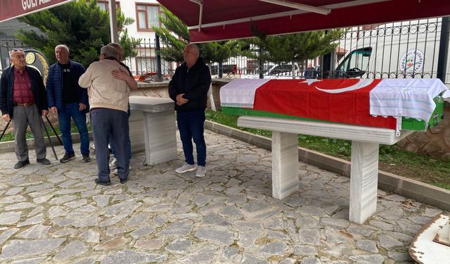 Sınıf arkadaşının yumruğuyla ölen 16 yaşındaki İsmail Mert Küçükbaşar Bilecik’te toprağa verildi