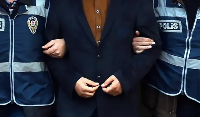 Mersin'de iş insanının öldürülmesiyle ilgili davada tutuklu 2 sanığa hapis cezası