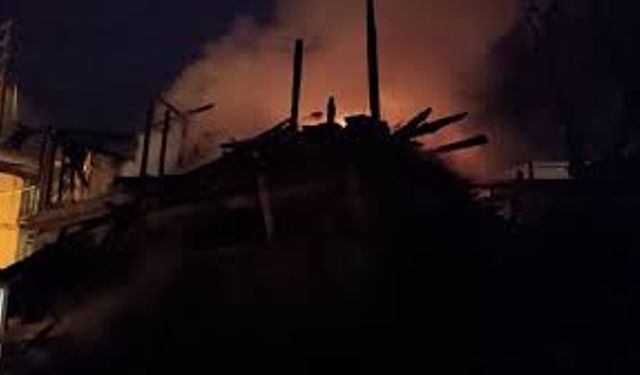 Kastamonu'da evde çıkan yangında 1 kişi yaralandı