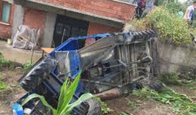 Zonguldak'ta devrilen tarım aracındaki 1 kişi hayatını kaybetti, 1 kişi yaralandı