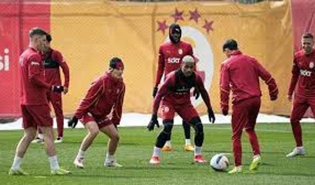 Galatasaray, Fenerbahçe derbisine hazırlıklarını tamamladı