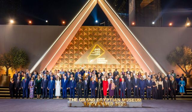 Bakan Ersoy, Büyük Mısır Müzesi'nin açılış törenine katıldı