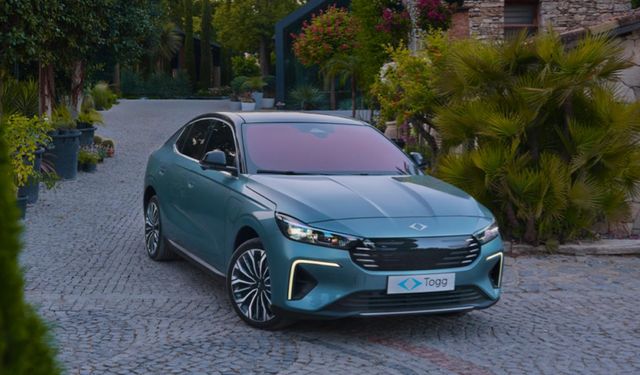 Elektrikli ve hibrit araçlar gazladı, geleneksel motorlar yavaşladı