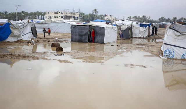 Son 24 saatte Gazze’de aşırı yağış nedeniyle en az 10 kişi yaşamını yitirdi