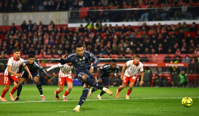 La Liga'da Girona ile 1-1 berabere kalan Real Madrid, liderliği Barcelona'ya kaptırdı