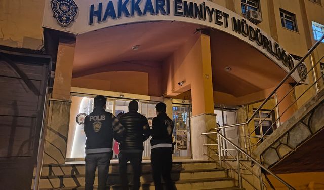Hakkari'de haklarında kesinleşmiş hapis cezası bulunan 2 hükümlü yakalandı