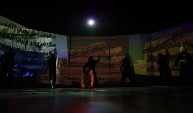 Şam'da Suriyeli kayıpların hikayesini anlatan "İsmail'i Beklerken" oyunu sahnelendi