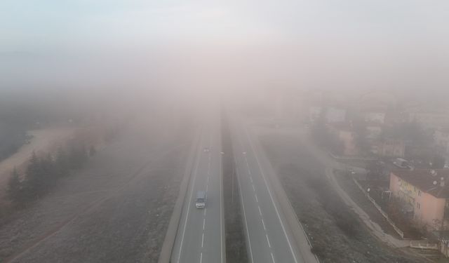 Sisle örtülen Eskişehir’de göz gözü görmüyor