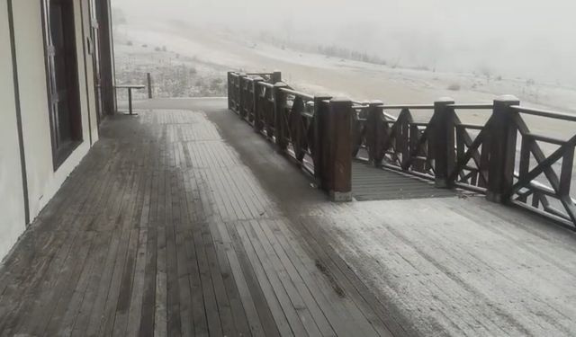 Keltepe Kayak Merkezine mevsimin ilk karı düştü