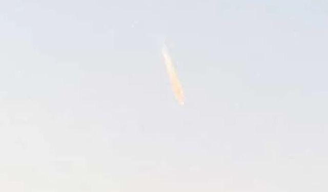 Vatandaşlar neye uğradığını şaşırdı! Gökten düştü, kimse ne olduğunu anlayamadı