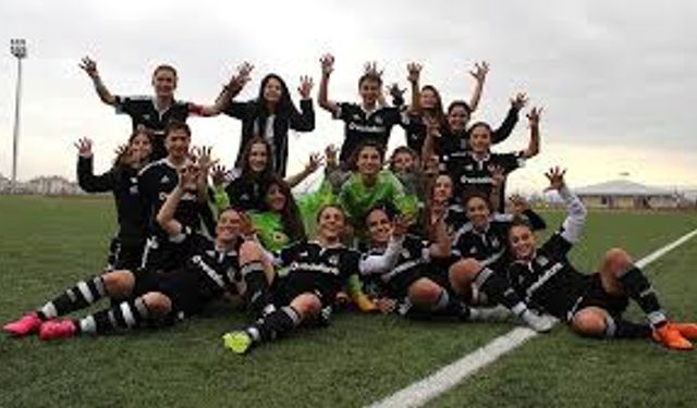 Beşiktaş Kadın Futbol Takımı, Cansu Nur Kaya ve Aminata Haidara'yı kadrosuna kattığını duyurdu