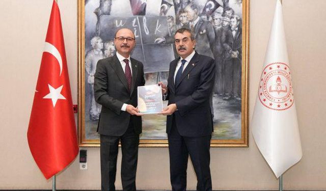 Türk Eğitim-Sen Genel Başkanı Talip Geylan'dan Bakan Tekin'e ziyaret