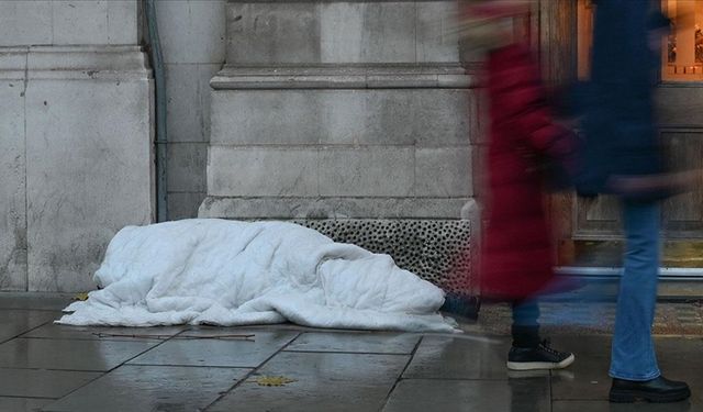 İngiltere’de evsiz sayısı son bir yılda yüzde 8 artarak 382 binin üzerine çıktı