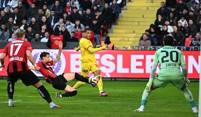 Göztepe, Gaziantep FK deplasmanından 3 puanla döndü