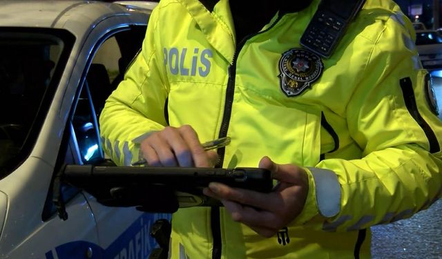 Kurallara uymayan 5 motosiklet sürücüsüne 264 bin lira ceza