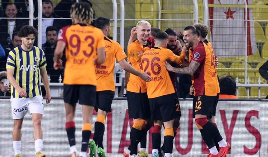 Galatasaray Kadıköy'de üç golle kazandı