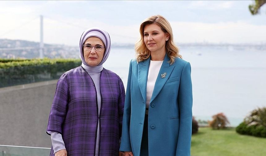 Ukrayna Devlet Başkanı'nın eşi Zelenska, Emine Erdoğan'a "yardıma hazırız" mesajı verdi
