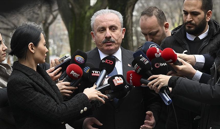 TBMM Başkanı Şentop: Cumhurbaşkanı Erdoğan'ın adaylığı konusunda hukuken hiçbir sorun yok