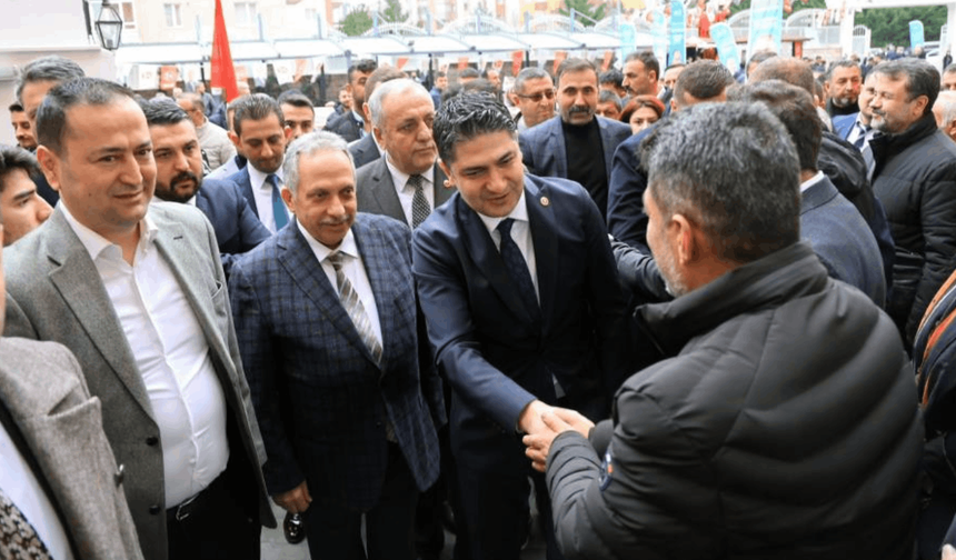 MHP’li Özdemir: Mustafa başkan, Türkiye’ye mal olmuş kıymetli bir isim
