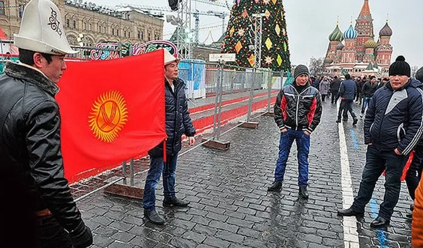 Kırgızistan vatandaşlarına Rusya'ya gitmemeleri çağrısı yaptı