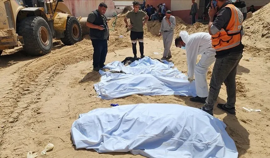 Gazze'deki Nasır Hastanesi'nde bulunan toplu mezarlardan çıkarılan ceset sayısı 392'ye yükseldi