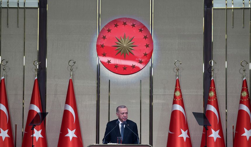 Cumhurbaşkanı Erdoğan: Biz nerede yaşarsak yaşayalım milletçe güçlü olmak mecburiyetindeyiz