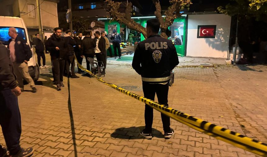 İzmir’de polislere silahlı saldırı: 2’si ağır 3 polis yaralı