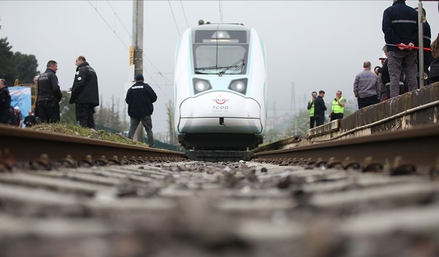 Türkiye'deki hızlı tren hat uzunluğu 3 yılda katlanacak