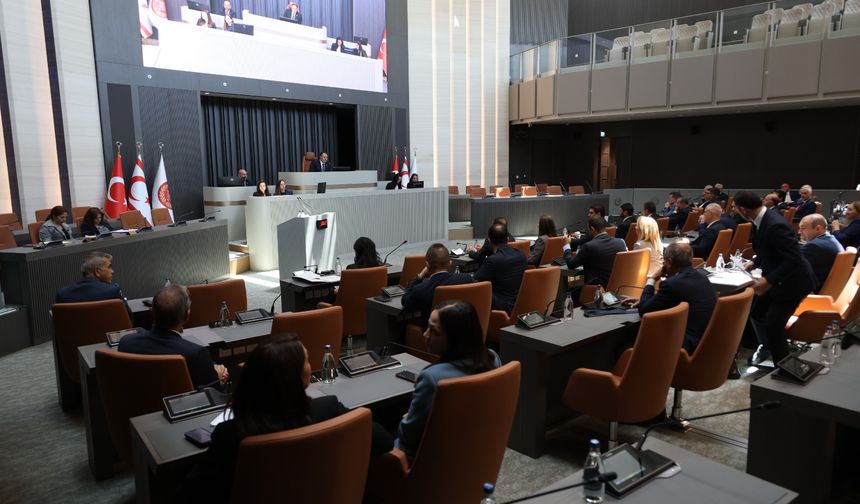 KKTC Cumhuriyet Meclisi Yeni Binasında İlk Genel Kurulunu Gerçekleştirdi