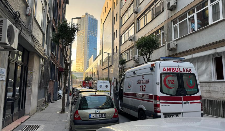 Şişli'de apartmanda çıkan yangında yaşlı bir kadın öldü