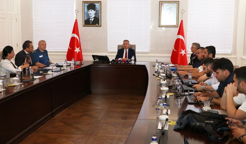 İzmir'de ilk dört ayda 75 suç örgütü çökertildi