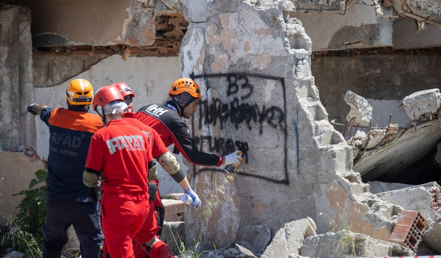 Sakarya'da deprem tatbikatı yapıldı