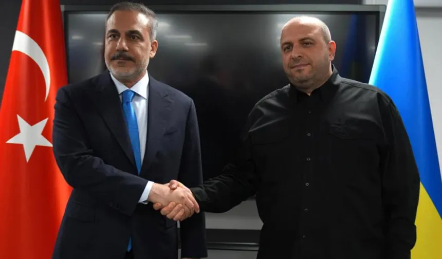 Dışişleri Bakanı Fidan, Ukrayna Savunma Bakanı Umerov ile görüştü