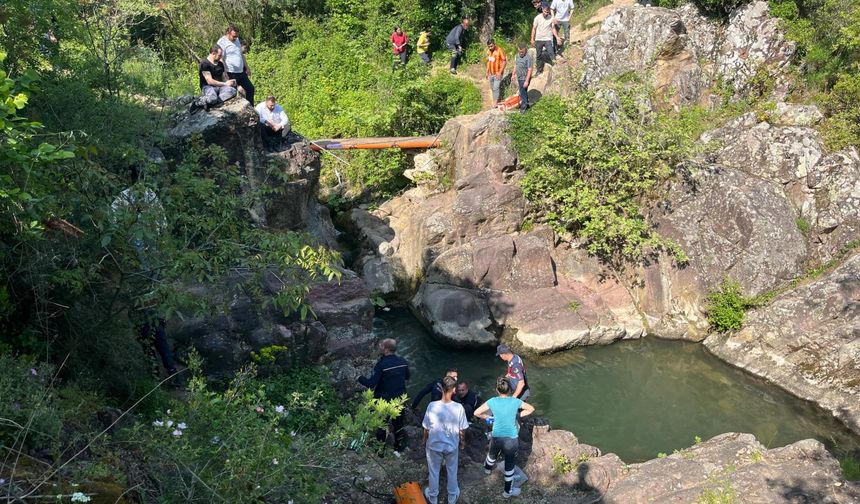 Kocaeli'de dereye giren çocuk boğuldu