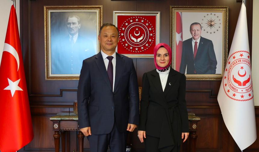 Bakan Göktaş, Kırgızistan’ın Ankara Büyükelçisi Sayın Ruslan Kazakbaev ile görüştü