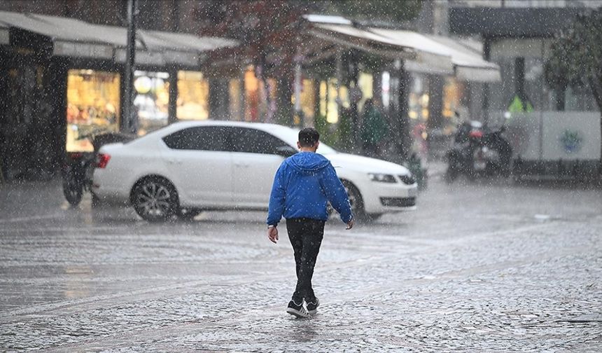 AKOM'dan İstanbul için sağanak uyarısı