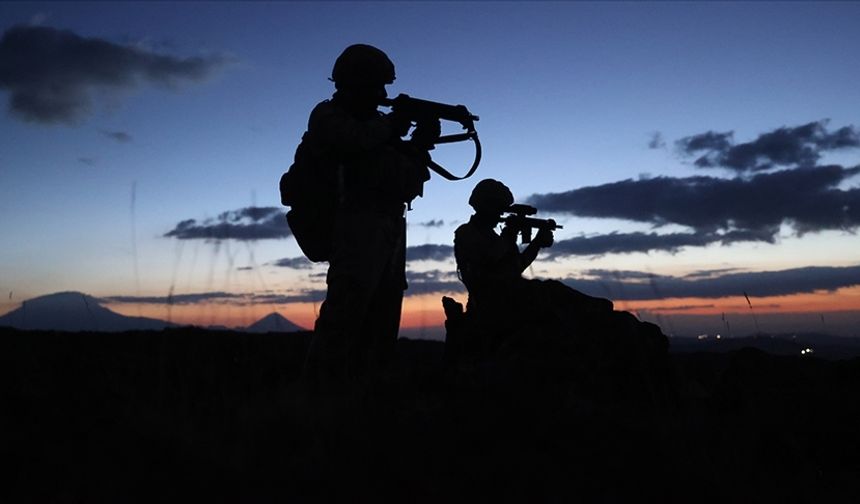 MSB: "Son bir hafta içerisinde, Irak'ın kuzeyindeki barınma alanlarından kaçan 4 PKK'lı terörist teslim oldu”