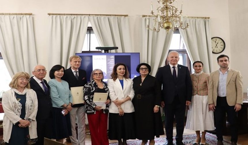 Türk Akademisi Başkanı Mustafayev, Polonya’da Sadık Bey Ağabeyzade’yi Anma Etkinliğinde Temsil Etti