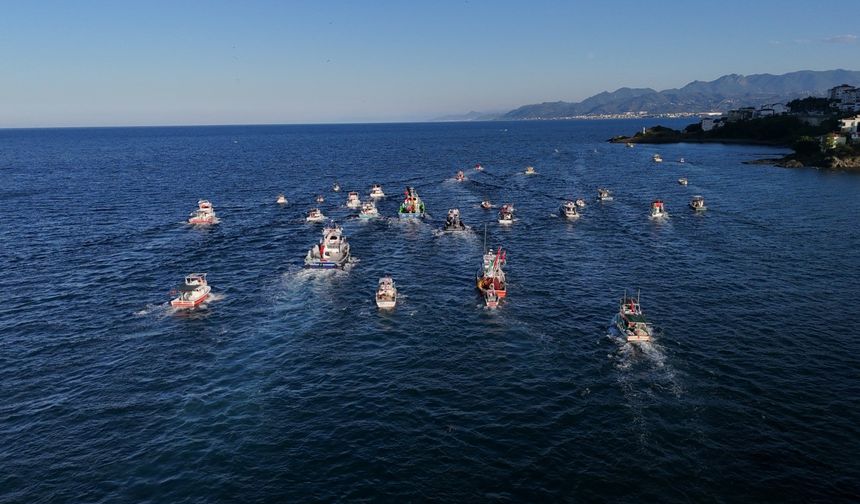 Ordu'da ‘Sumud Filosu'na denizden ve karadan destek