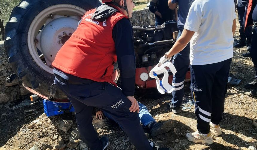 Balıkesir'de traktör devrildi: 1 yaralı
