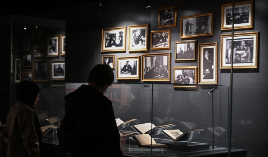Cumhurbaşkanlığı Millet Kütüphanesi'nde "Atatürk'ün Kitap Dünyası" sergisi açıldı